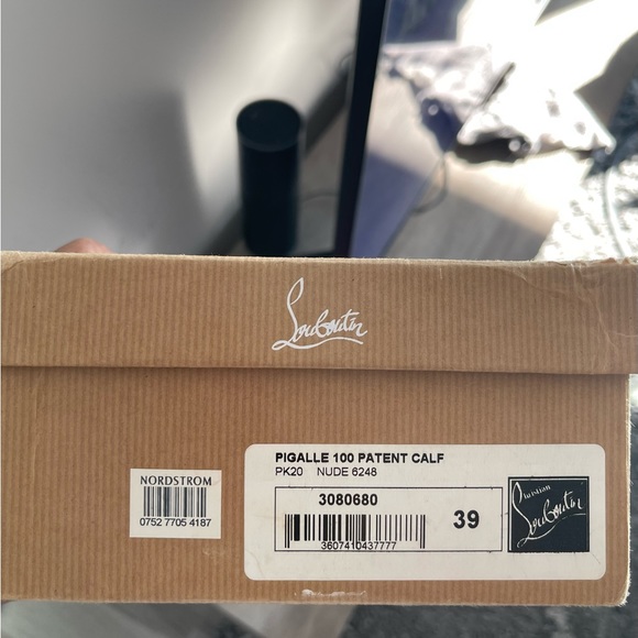 Christian Louboutin Pigalle 100 Pumps - Picture 2 of 10